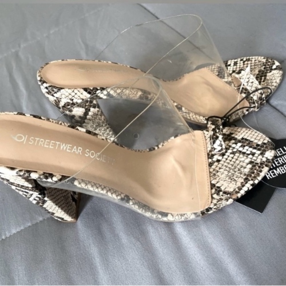 BRAND NEW! Women Clear Strap Chunky Heeled Mule snake skin Heel